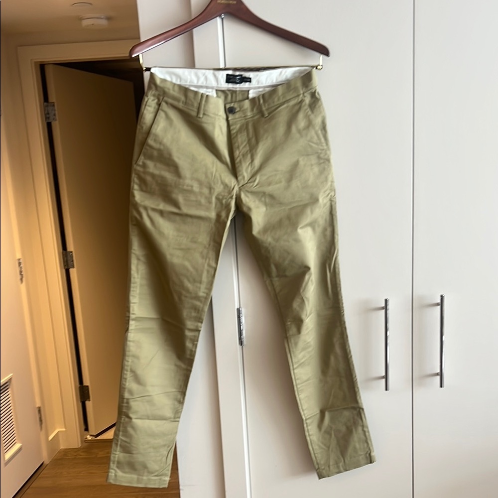 Club Monaco Tan Chinos Classic Straight-Leg